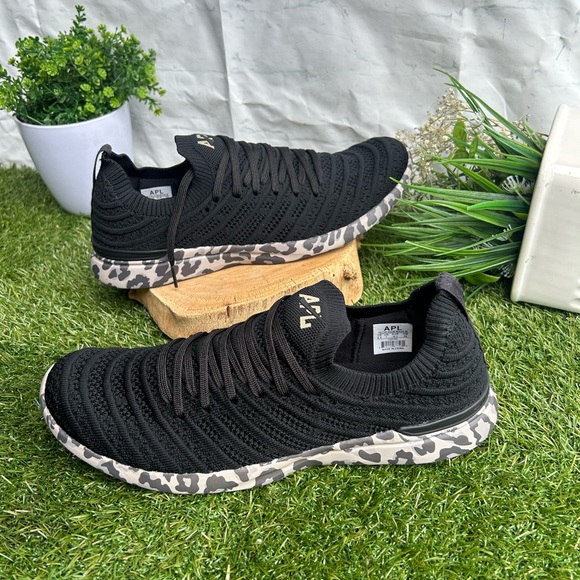 APL ATHLETIC PROPULSION LABS women TECHLOOM WAVE IN BLACK/Asteroid /Leopard 
9.5 - Picture 6 of 16